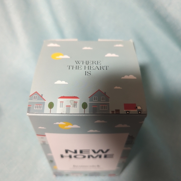Homesick New Home Candle - Picture 4 of 8